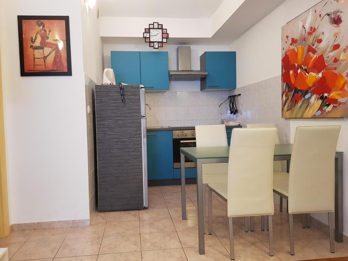 Apartment Milena Omiš Exterior foto